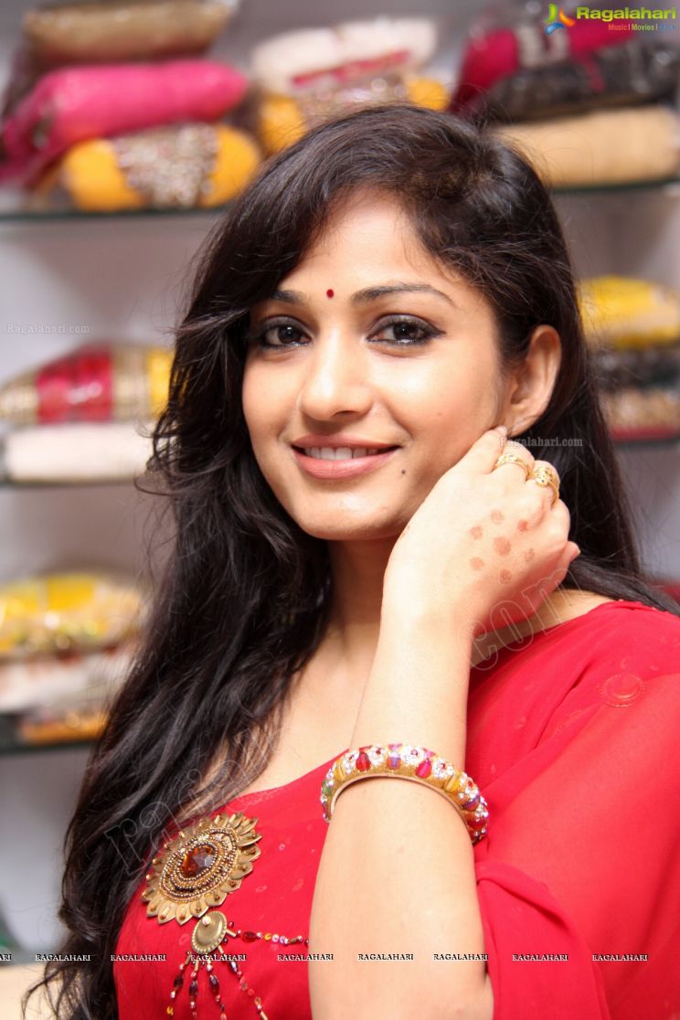 Madhavi