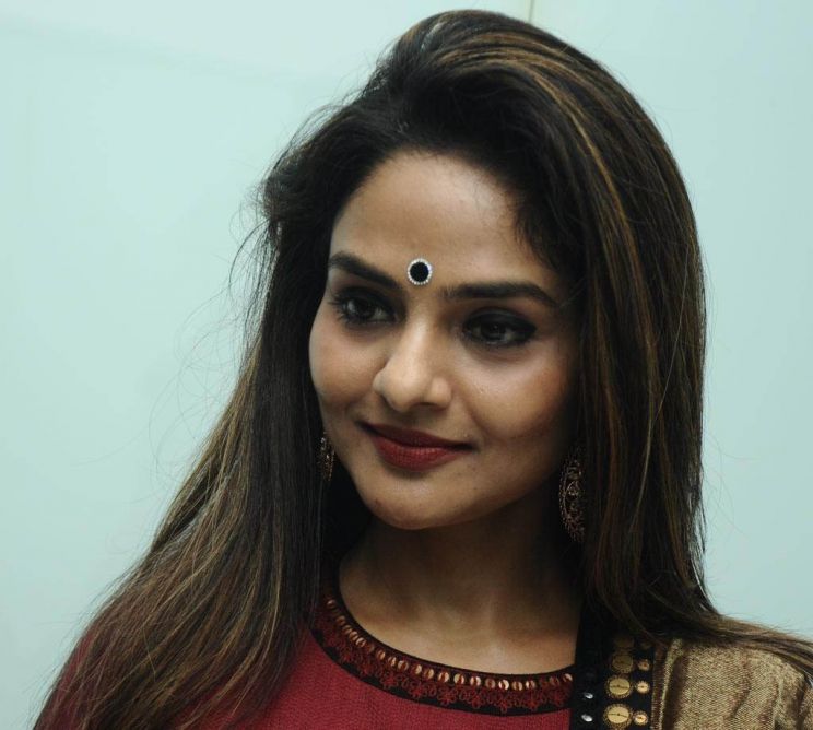 Madhoo