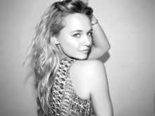 Madison Iseman photo