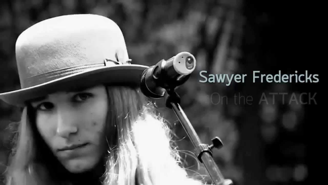 Stranger z. Энди Сойер. Marlowe Sawyer. Sawyer Cassidy.
