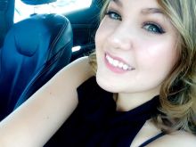 Madison Young photo