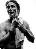 Mads Mikkelsen photo