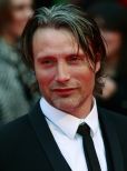 Mads Mikkelsen