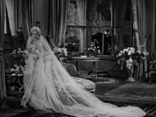 Mae Clarke