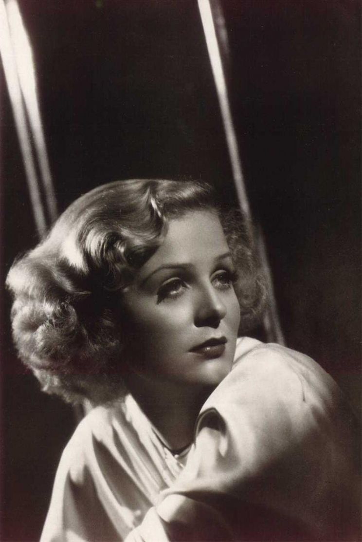 Mae Clarke