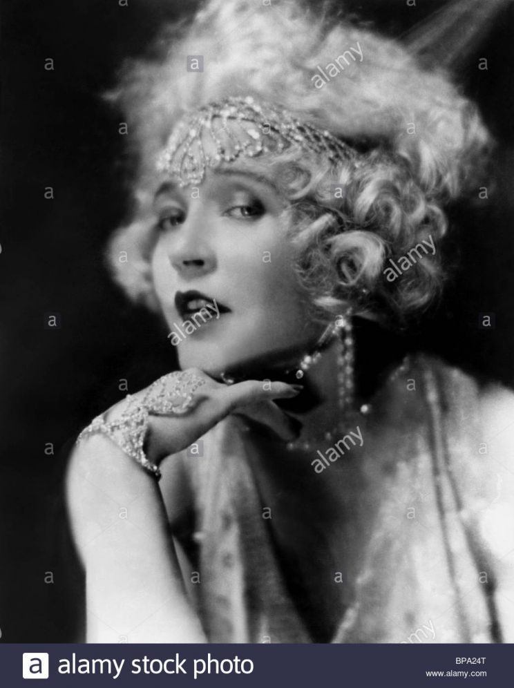 Mae Murray