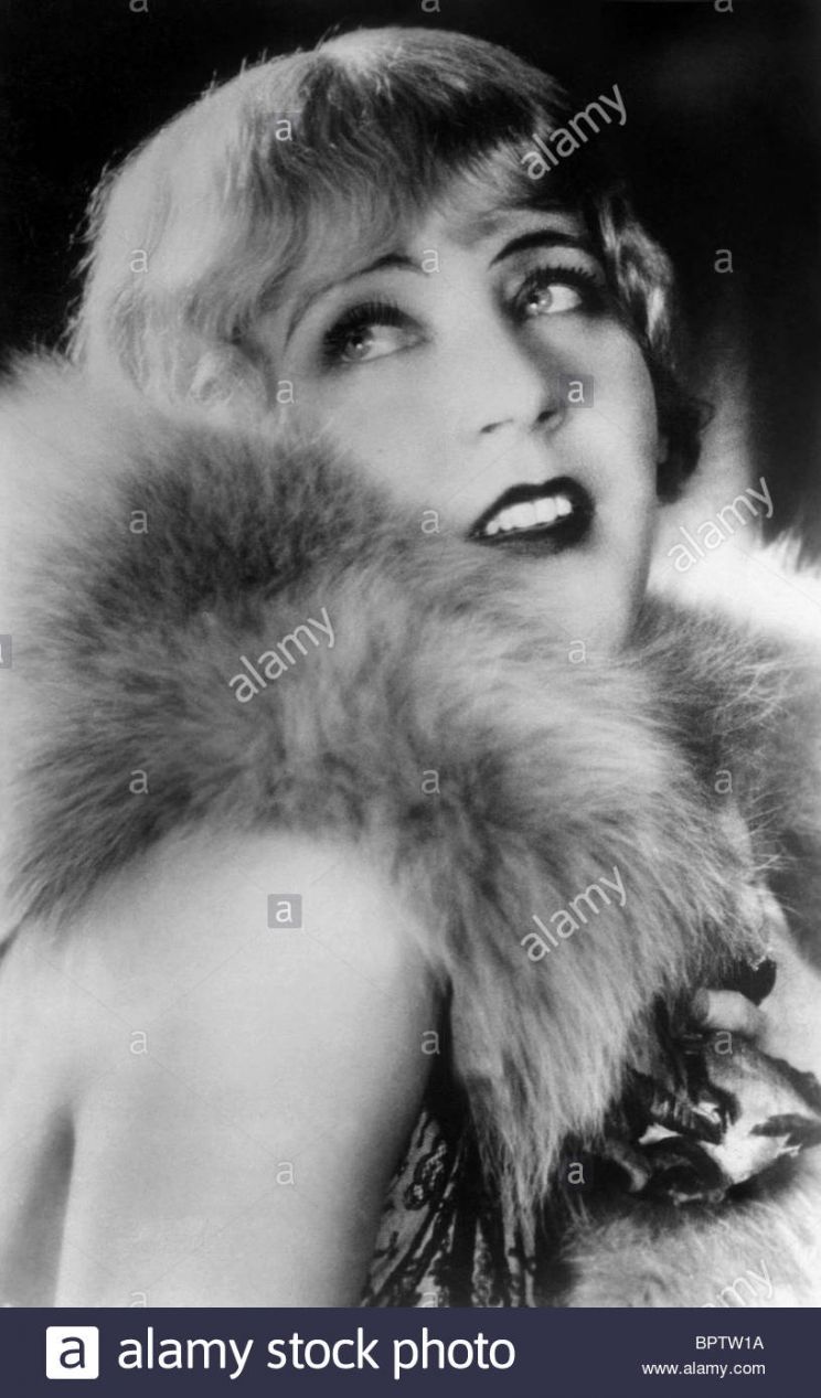 Mae Murray