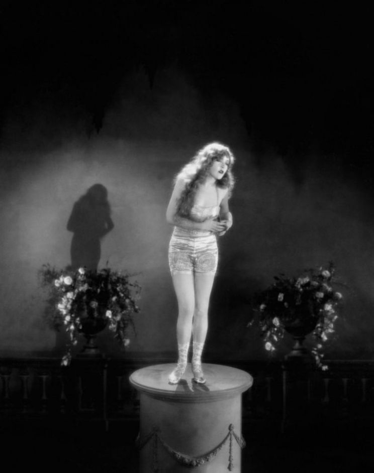 Mae Murray