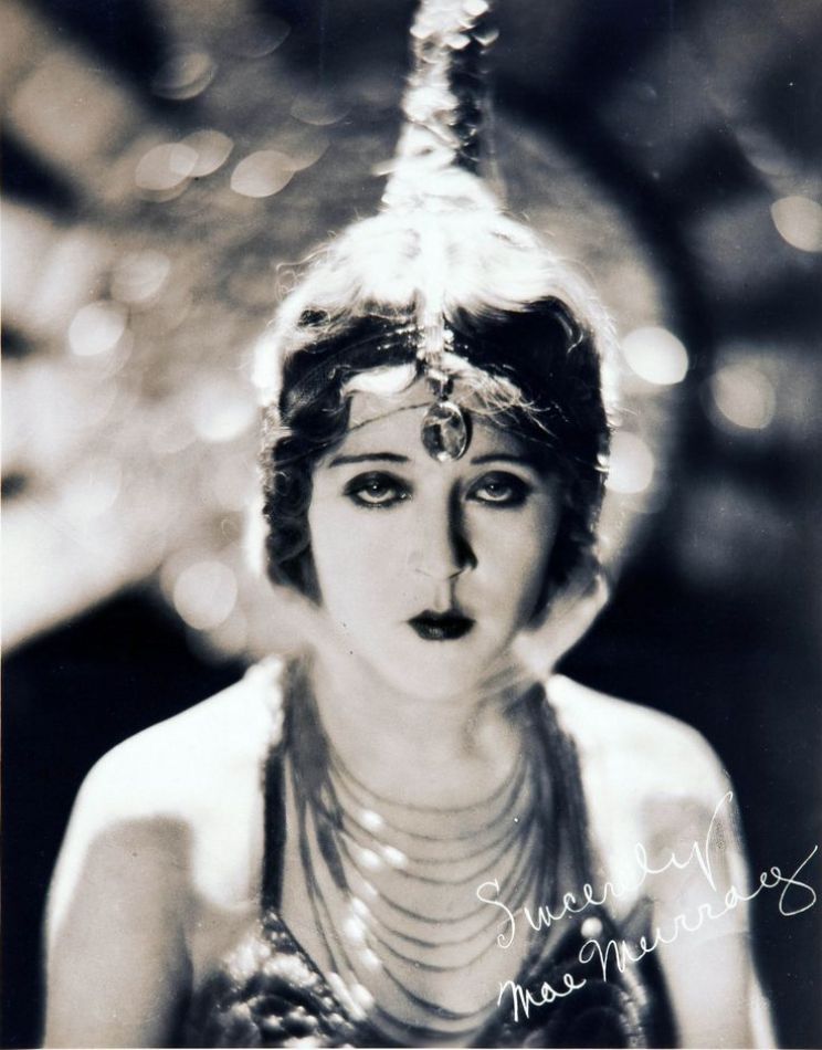 Mae Murray