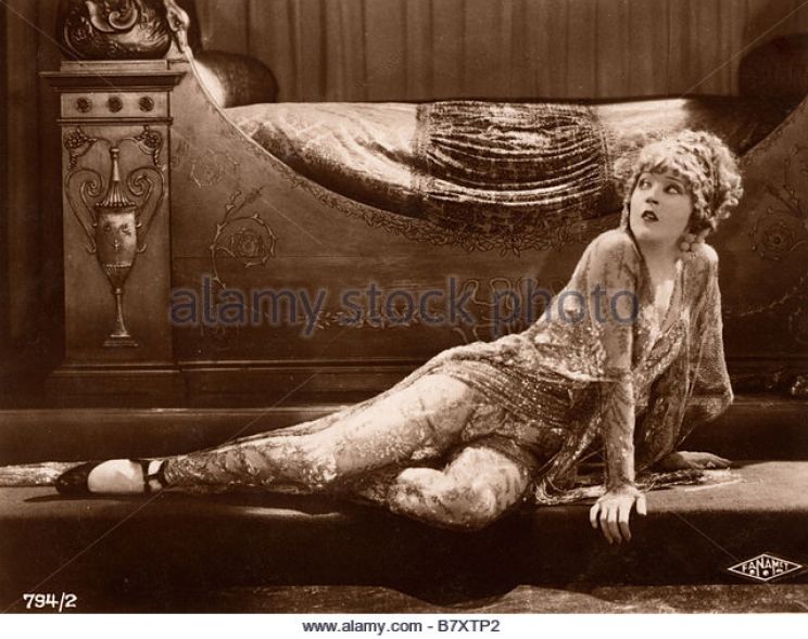 Mae Murray