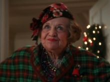 Mae Questel