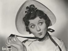 Mae Questel