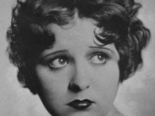 Mae Questel