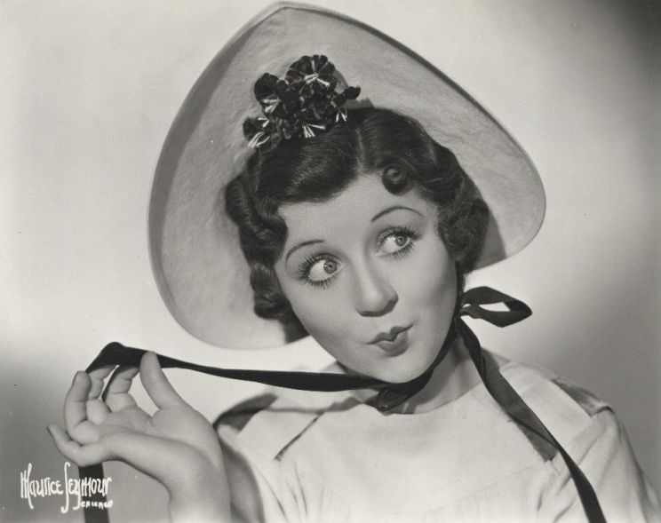 Mae Questel