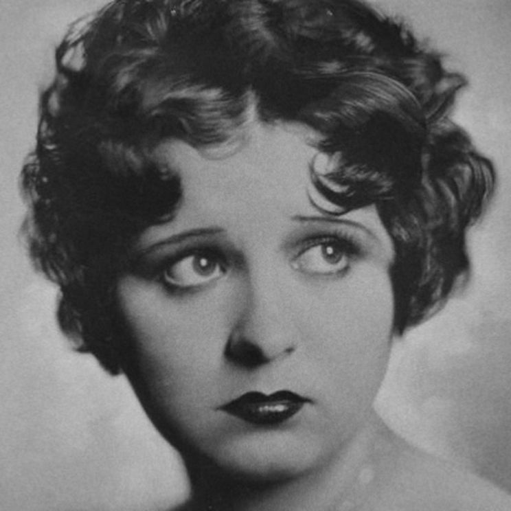 Mae Questel