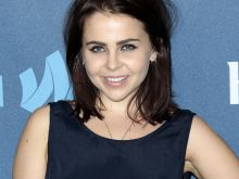 Mae Whitman