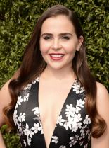 Mae Whitman photo