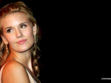 Maggie Grace