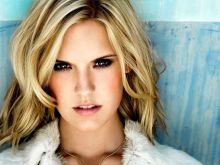 Maggie Grace