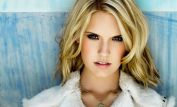 Maggie Grace