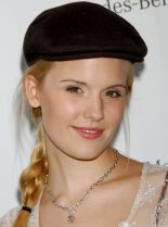Maggie Grace photo