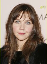 Maggie Gyllenhaal photo