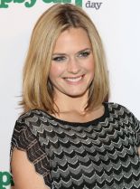 Maggie Lawson photo