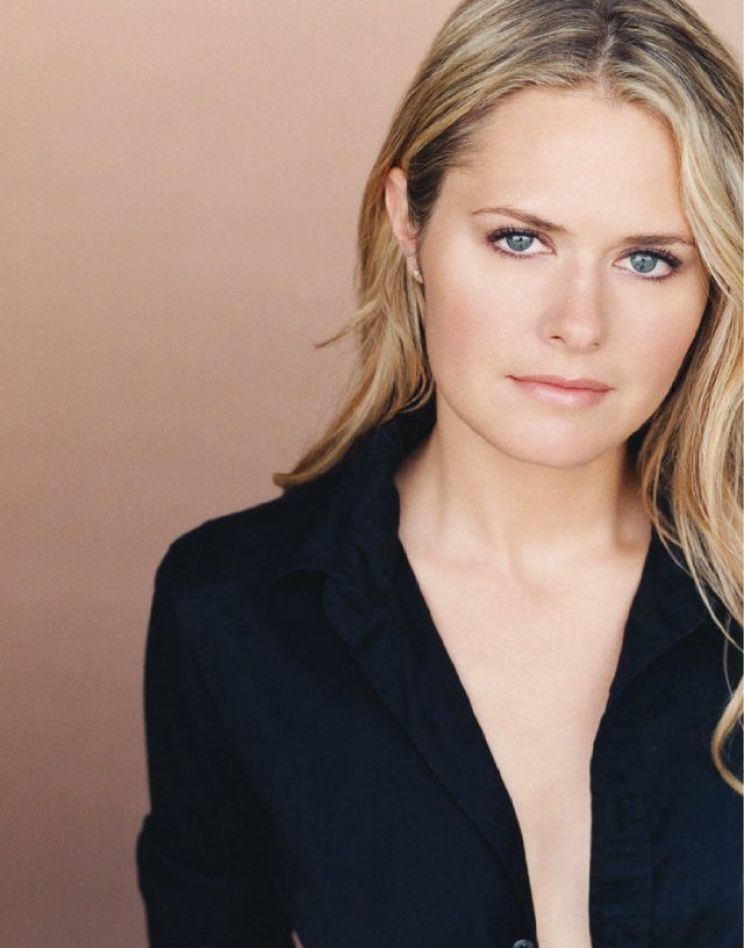 Maggie Lawson