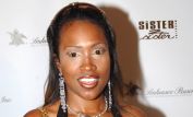 Maia Campbell