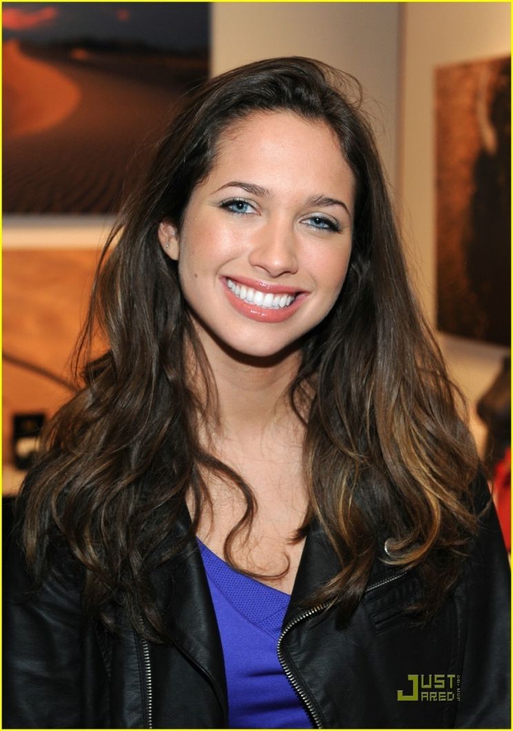 Pictures Of Maiara Walsh 