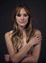 Maika Monroe #29080 picture (Portrait Medium)