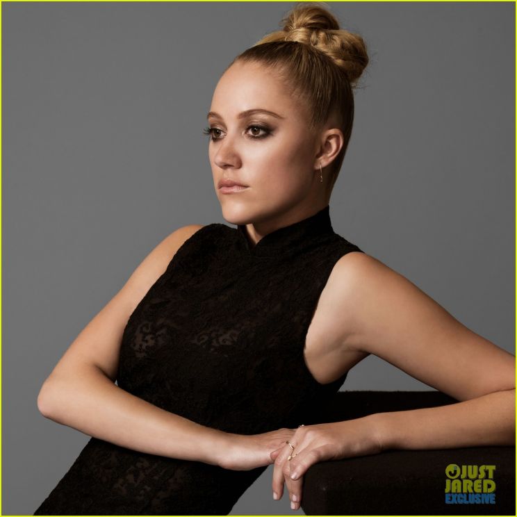 Maika Monroe