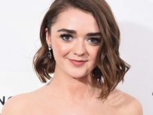 Maisie Williams #2786 picture (Landscape Medium)