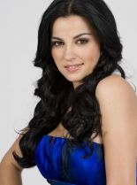 Maite Perroni photo