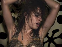 Maja Milos #4096635 picture (Landscape Medium)