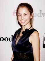 Makenzie Vega photo