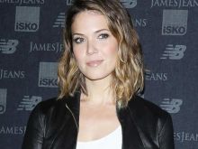 Mandy Moore photo