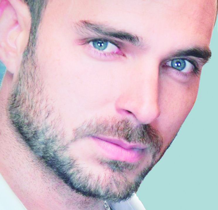 Manolo Cardona