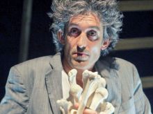 Manolo Caro