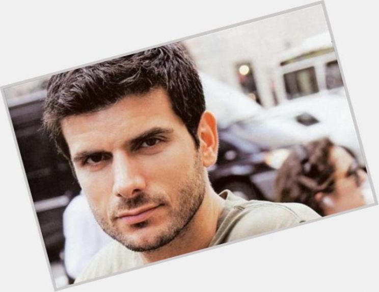 Manos Gavras
