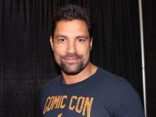 Manu Bennett