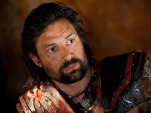 Manu Bennett