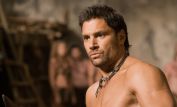 Manu Bennett