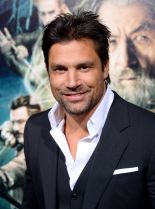 Manu Bennett photo