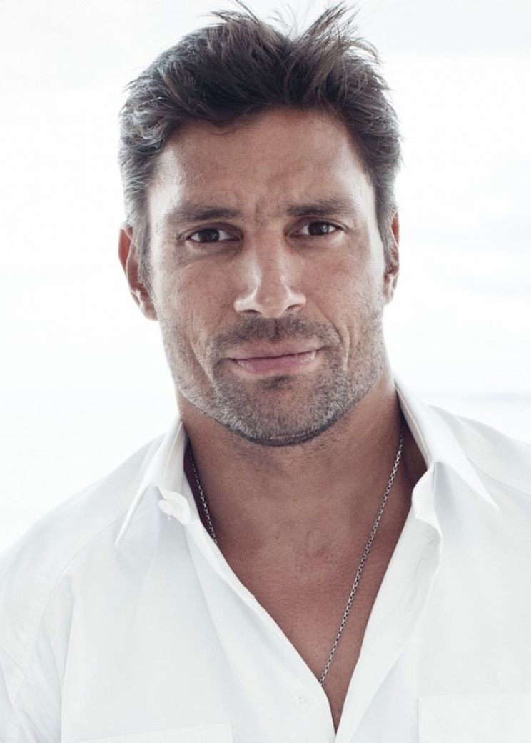 Manu Bennett