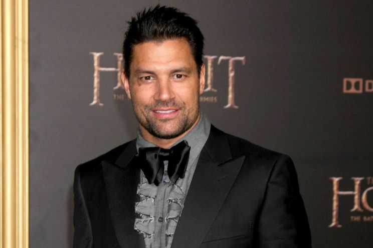 Manu Bennett