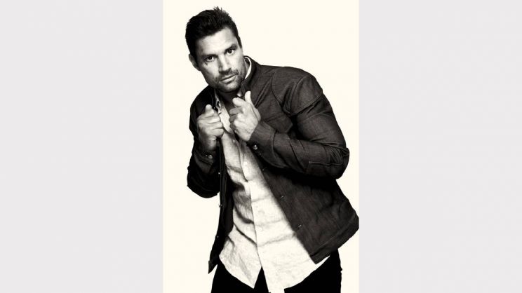 Manu Bennett