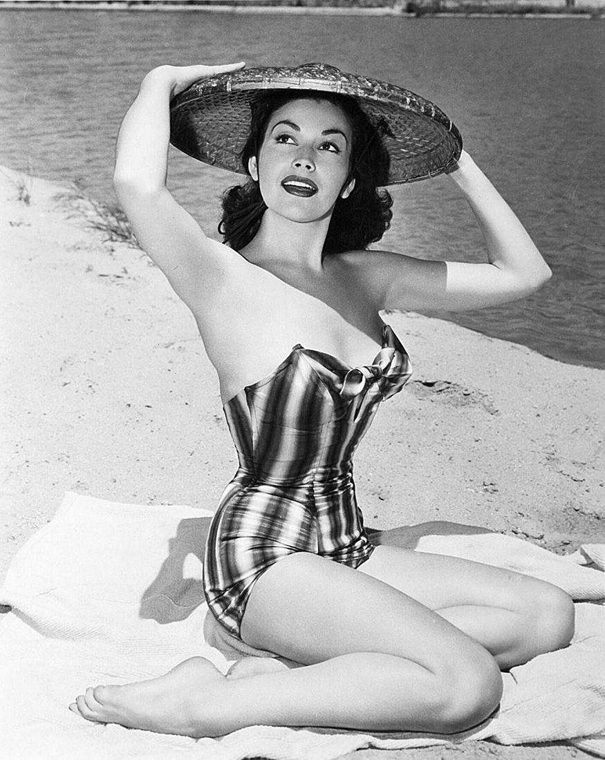 Pictures of Mara Corday