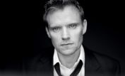 Marc Warren