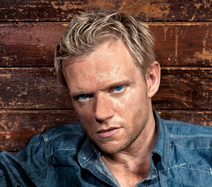 Marc Warren